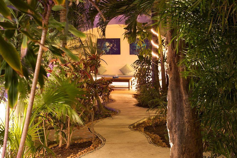 Aqualuna Boutique Hotel By Sunrise (Adults Only) Playa del Carmen Eksteriør billede